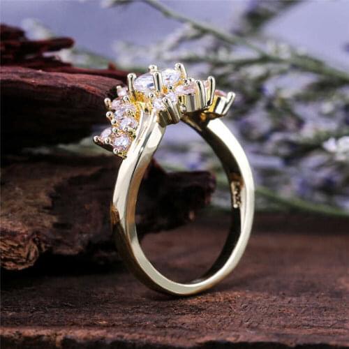 New creative womens snowflake ring versatile yellow ring suitable for womens wedding jewelry size 6-10