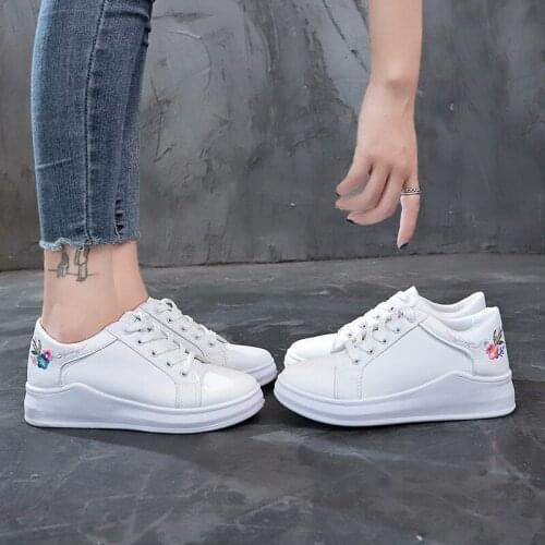 New womens shoes sneakers fashion lace-up breathable For Lady walking Shoes leisure platform shoes non-slip flat shoes U26-41