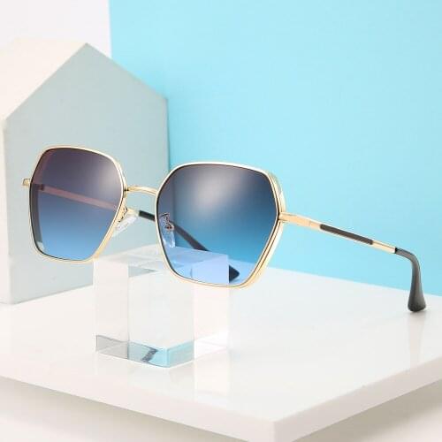 Personality Trend Adult Retouching Retro Frame Sunglasses