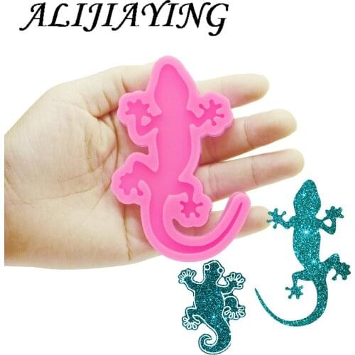 Gecko Snake art diy Keychain Molds, Epoxy Resin Phone Grip Mold, Silicone Mould DIY Resin Crafting Jewelries DY1005