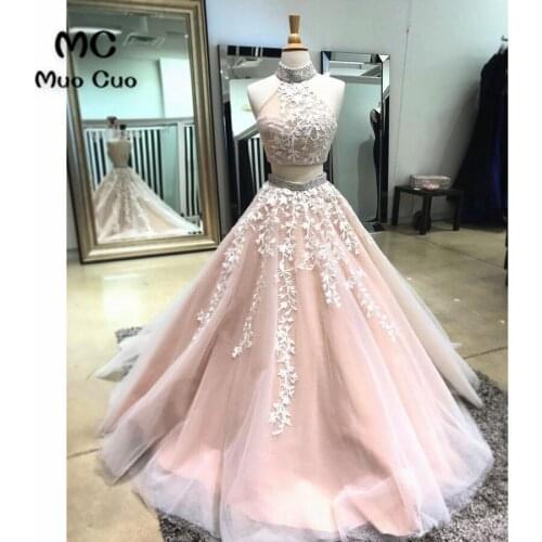 Elegant Two Pieces Gown 2018 Prom Dresses Long with Appliques Floor Length Halter Formal Evening Party Dress for Women 100% Real