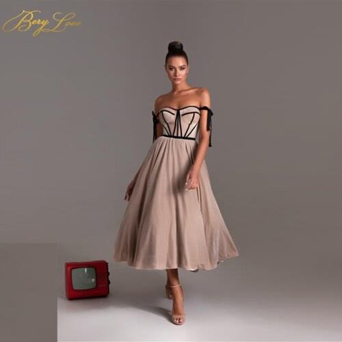 Berylove Pink Prom Dresses Off Shoulder Velvet Party Dress A Line Gown Black Bandage Evening Dress Sweetheart Tea Length Robe