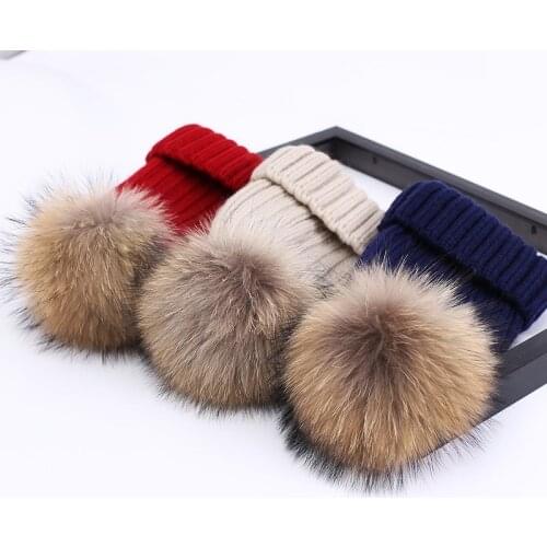 New Raccoon Fur Ball Cap Pom Poms Winter Hat for Women Knitted Hat Girl Knitted Beanies Cap Thick Warm Female Girls Pompom Cap