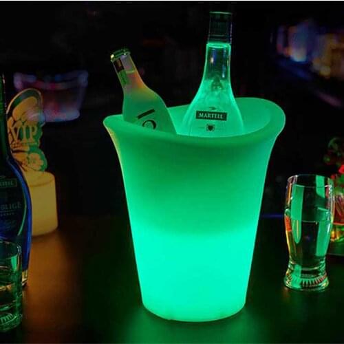 16 Color Changing Waterproof Plastic LED Ice Bucket Bars Nightclub Portable LED Light Up Champagne Beer Bucket KTV Wedding Decor