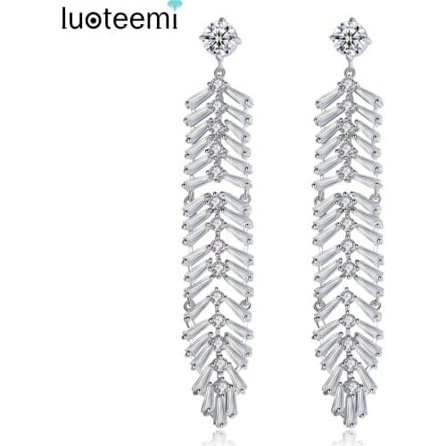 LUOTEEMI AAA Clear Cubic Zirconia Leaf Shape Long Dangle Drop Earrings for Women Girls Dating Wedding Fashion Jewelry Brincos