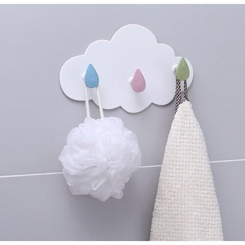 Cute Clouds 3 Hooks Adhesive Kitchen Wall Hanging Creative Nail-free Seamless Rack Hanger Shelves Girls Kid Room Towel Holder