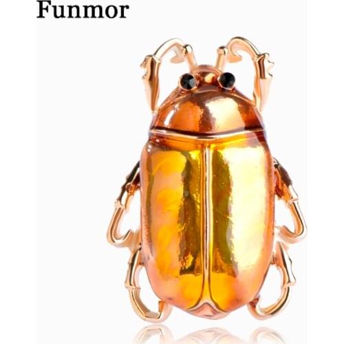 Vivid Enamel Cockroach Shape Brooches Gold-color Ladybug Insect Collar Clip Dress Jeans Pins Decoration Animal Men Broches Mujer