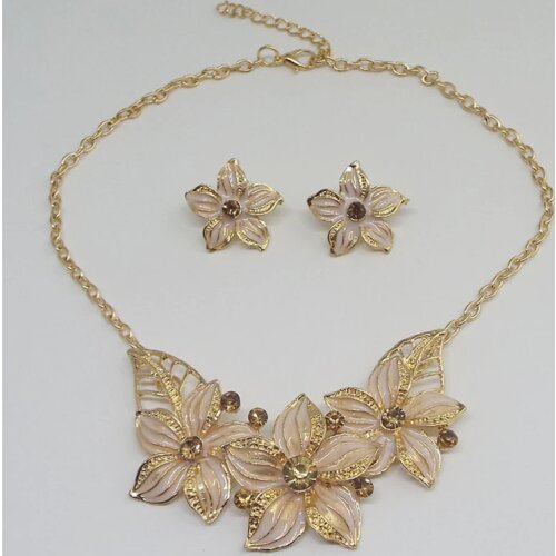 Europe and America Personality Versatile Fashion Retro Style Flower Lnlaid Diamond Alloy Suit Necklace