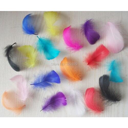 25 pcs mixed Colors Beautiful goose plumes 5-8cm goose feathers for crafts DIY Clothing dreamcatcher accessories decorations