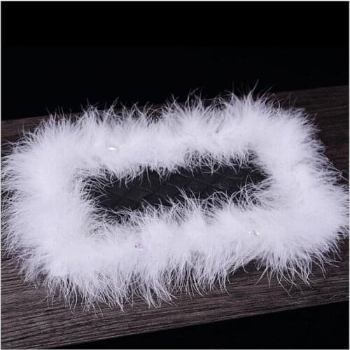 HI-END Car Ornaments Feather Non Slip Mat Car Dashboard Decoration Anti Skid Rubber Pad Big Fur Trim Mats 30cm*20cm