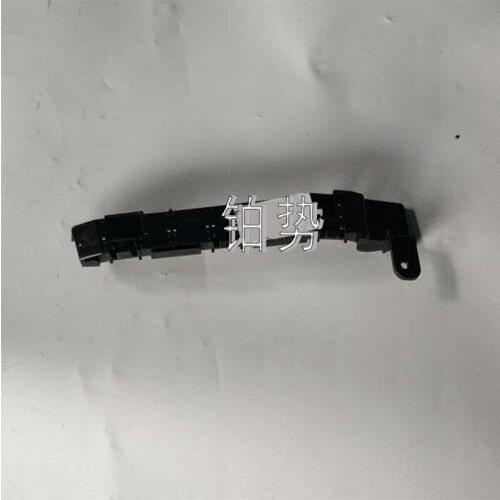 Car front bumper bracket RH 2015-Hon daX RV1.8L front bumper bracket gantry front bumper fixed base front bumper left spacer