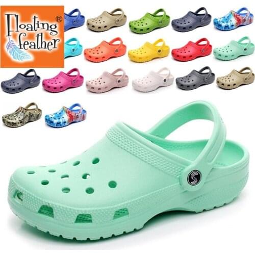 2020 Summer Womens Slip on Casual Garden Clogs Waterproof Shoes Women Classic Nursing Clogs Hospital Women Work Medical Sandals