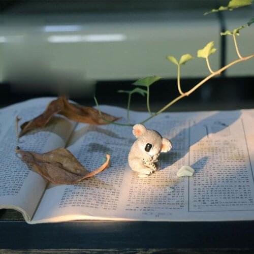 Creative Garden Decorations Cute Sculpture Furnishings Garden Animal Decorations Resin Koala Ornaments Mini Office Accessories
