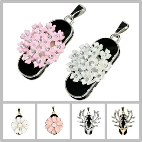 Diamond Pink Flower USB Flash Drive 128GB USB Flash Disk Girls Gift Crystal Deer Necklace Pendrive 8GB 64GB USB 2.0 U Disk