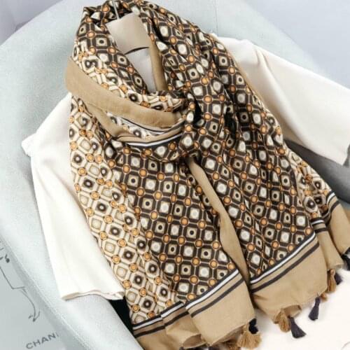2021 Fashion Geometry Pattern Printed Cotton Tassel Viscose Scarf Shawls Wraps 5Colors 10pcs/lot