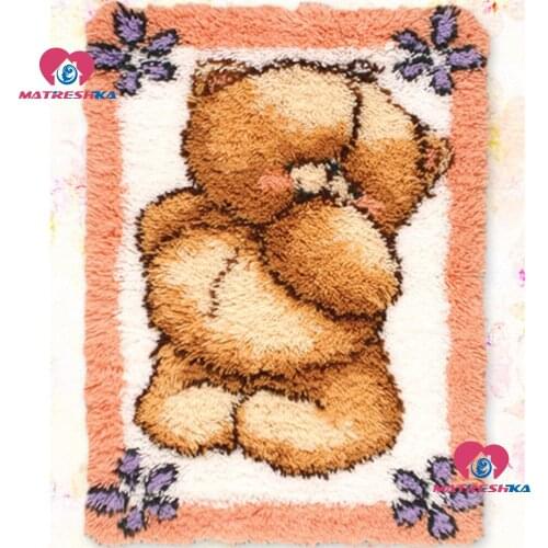 Latch Hook Rug Kits"Bear"carpet embroidery kits Crocheting needle for carpet embroidery Foamiran for crafts crochet Home decor