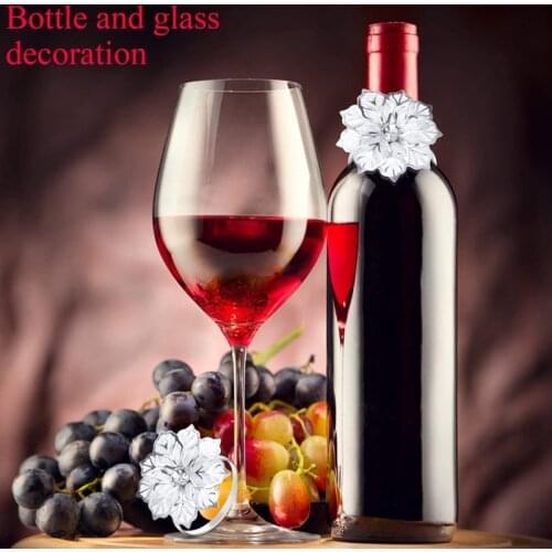 Napkin Rings with Hollow Out Flower Napkin Holder Floral Rhinestone Napkin Rings for Wedding Dinner Decor 12 Pieces