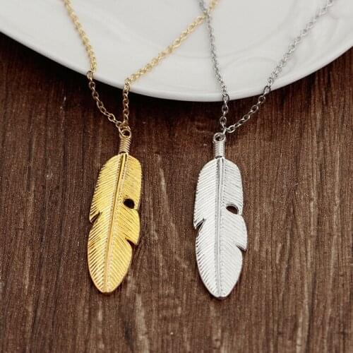 Simple Leaf Feather Necklace Gold Silver Classic Bohemian Pendant Fashion Women Collarbone Choker Jewelry