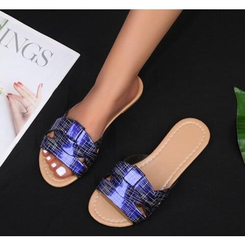 Women 2021 New Summer Sandals Slippers Ladies Sewing Hot Beach Soft Sole Square Heel Flat Slides Female Design Blue Sandal