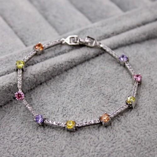 Fashion Jewelry accessories fashion accessories bracelets for womens Wedding anniversary birthday gift Gold color whire zircon