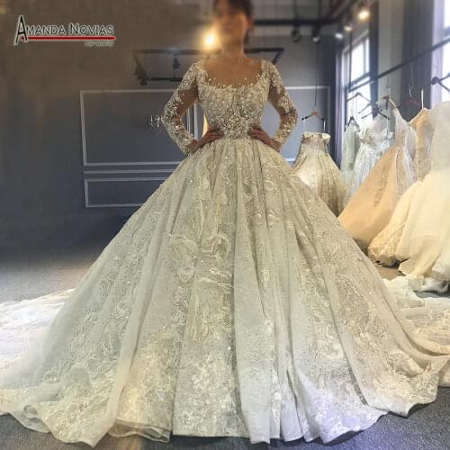 2020 Stunning full beading wedding dress bridal dress luxury long train wedding gown