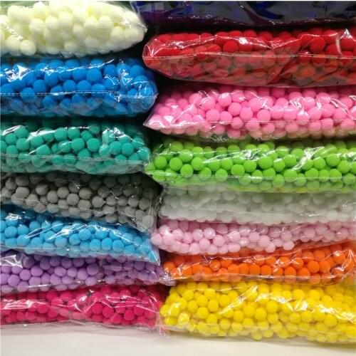 Wholesale 560 Pcs 15mm PompomsFur Plush Ball Handcraft DIY Jewelry Home Decoration Wedding Garment Decoration Festival Supplies