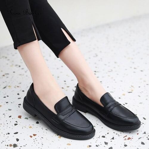 Roni Bouker Womens Shoes