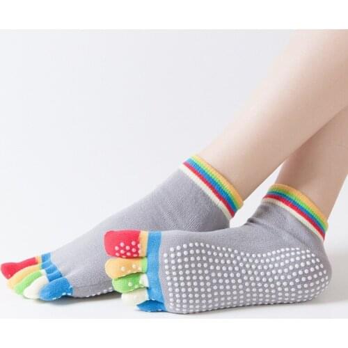 Women Sports Yoga Socks Anti-slip Five Fingers Silicone Non-slip 5 Toe Socks Ballet Gym Fitness Sports Cotton Socks