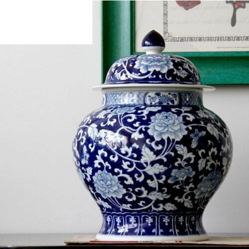 Jingdezhen Ceramic pot Handmade Paintings Blue And White Porcelain Jars Ornaments Tea Jars Tea Canisters ceramic jar vase