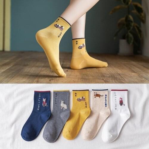 The New Women Cotton Socks Personality Hot Stamping Female Middle Tube Cartoon Animals Retro Style Student Socks Hot Sale