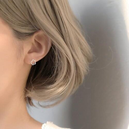 New Minimalist Jewelry S925 Silvery Hollow Flower Stud Earrings Dainty Elegant Accessories For Women Statement Birthday Gifts
