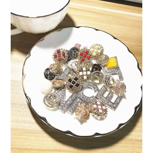 New arrival crystal metal buttons for cloth,coat,sweater,skirt,dress DIY material 5 pieces a lot