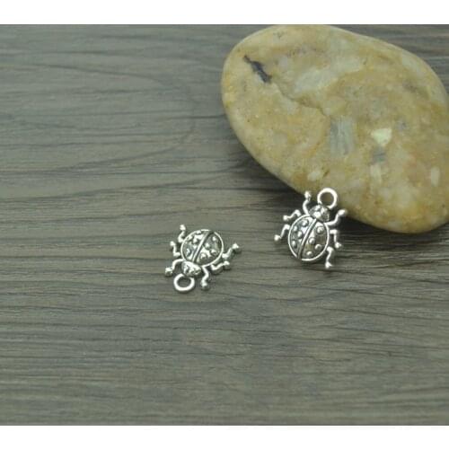 30 pcs/lot beetle Antique Silver Plated Bracelets Charm Pendants Fashion Jewelry Making Findings DIY Charms Handmade D224