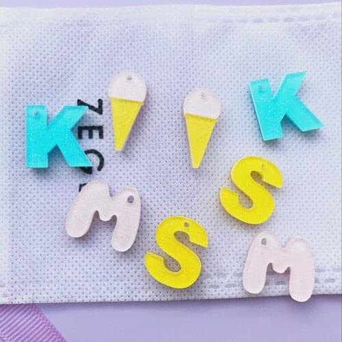 ZALEBABA 20pcs resin acrylic letters necklace charms very cute keychain pendant necklace pendant for DIY earring
