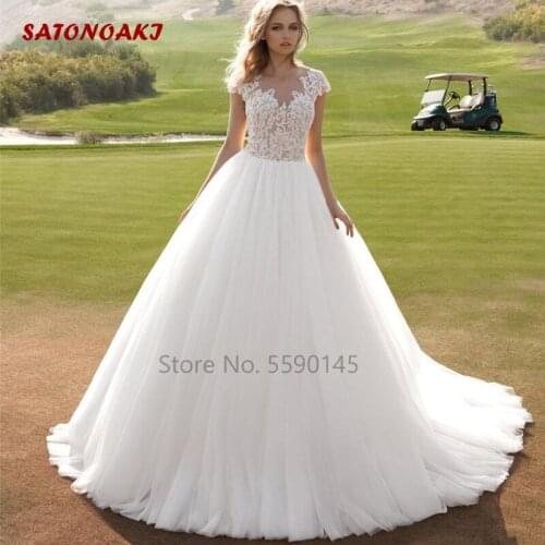 White Vintage Wedding Dress Lace Appliques Count Train Bridal Gown Vestido De Novia 2020 Robe Mariage Online Shop Undefined