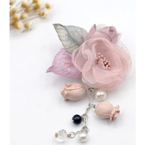 Luxury Korean Silk Tassel Fabric Flower Brooch Lapel Pin Badge Shawl Buckle Womens Cloth Art Sweet Shirt Collar Accessories