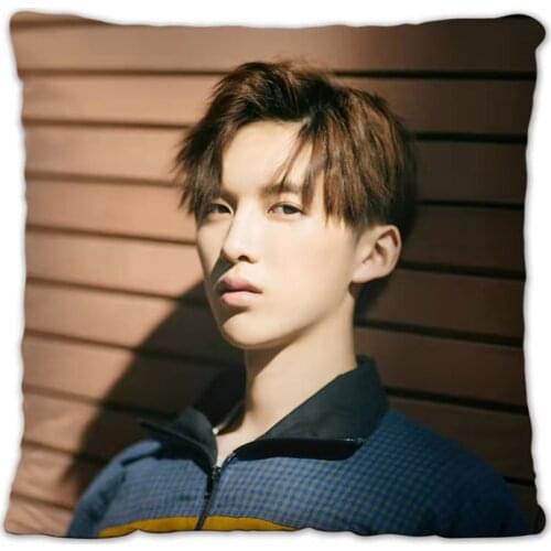 Sun Zeyuan Pillowcase Pretty Scholar Yu Lexuan Same Paragraph Star Photo Poster Cushion Cover Souvenir Home Decor Throw Cover