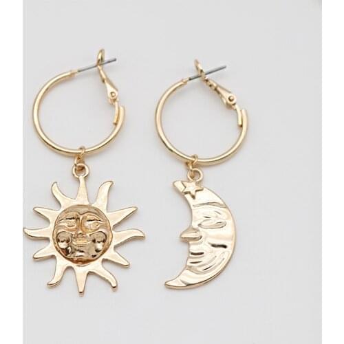 Sun God Moon Earrings Vintage Drop Gold Hoop Ear Rings For Women Baroque Zinc Alloy Metal New Styles Fashion Jewelry 2021112