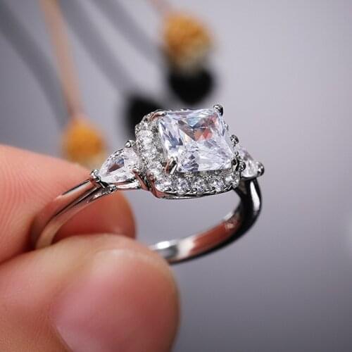 New Arrival Silver Color Wedding Ring 6mm AAA Princess Square Zircon Crystal Engagement Ring for Women Jewelry Girl Gift