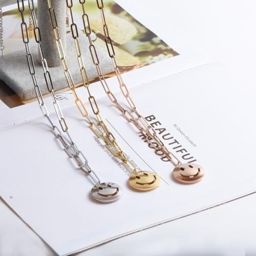 Creative Hollow Smile Titanium Steel Necklace For Women Fashion Jewelry Choker Chains Pendant Christmas Gifts For The New Year