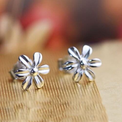 Trendy Jewelry for Women Female Flower Stud Earring For Women Classical Girls Jewerly Earrings Wholesale Free Shipping