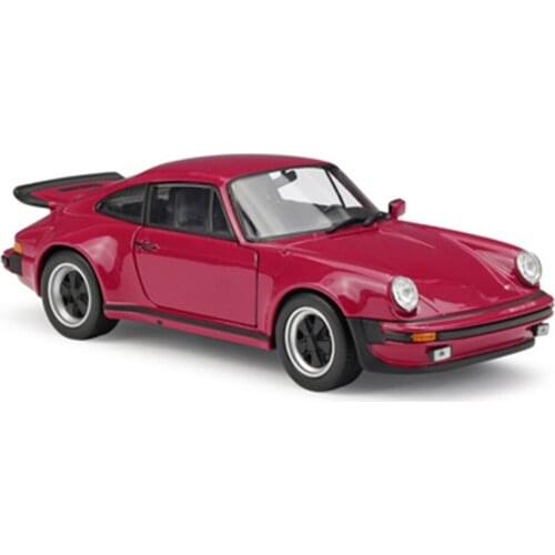 1:24 simulation alloy mold childrens birthday gift toy collection ornaments sound and light pull back car two-door sports car