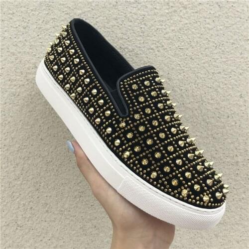 Spikes Casual Shoes Men Thick Sole Round Toe Slip On Smoking Loafers Rivets Men Flats Boat Shoes Casual Driving Shoes