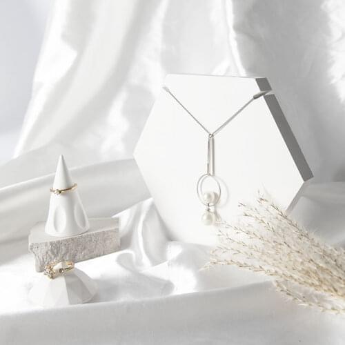 White Hexagon Pendant Display Holder Jewelry Display Rack Gypsum Display Necklace Show Plate