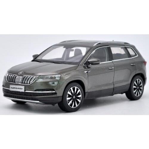 Original Factory Authentic 1:18 Skoda Karoq Green Diecast Metal Scale Car Models Collectible Alloy Car Model with Small Gift