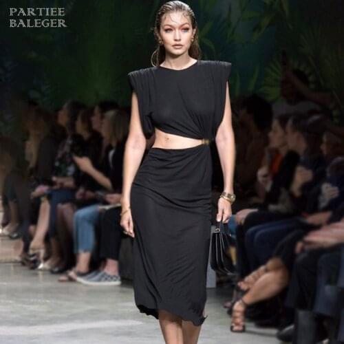 PB Free Shipping 2020 New Stylish Draped Sleeves Muscle Shoulder Silhouette Sexy Wasit Hollow Out Design Celebrity Midi Dress