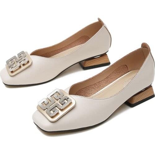 YOMINIE Women's Moccasins