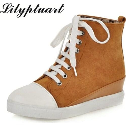 2019 autumn and winter new stitching contrast color front with short boots Korean version with a wedge with a student boots