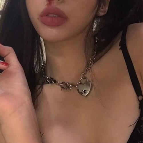 Punk Peach Heart Lock Pendant Necklace For Women Metal Vintage Charm Hip Hop Cool Rock Y2K Choker Necklace Jewelry Gifts New