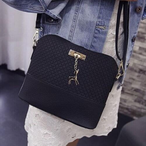 2020 Women Bag Messenger Bags Fashion Bag with Deer Toy Shell Shape Girls Shoulder Crossbody Bags Luxury Handbag Designer